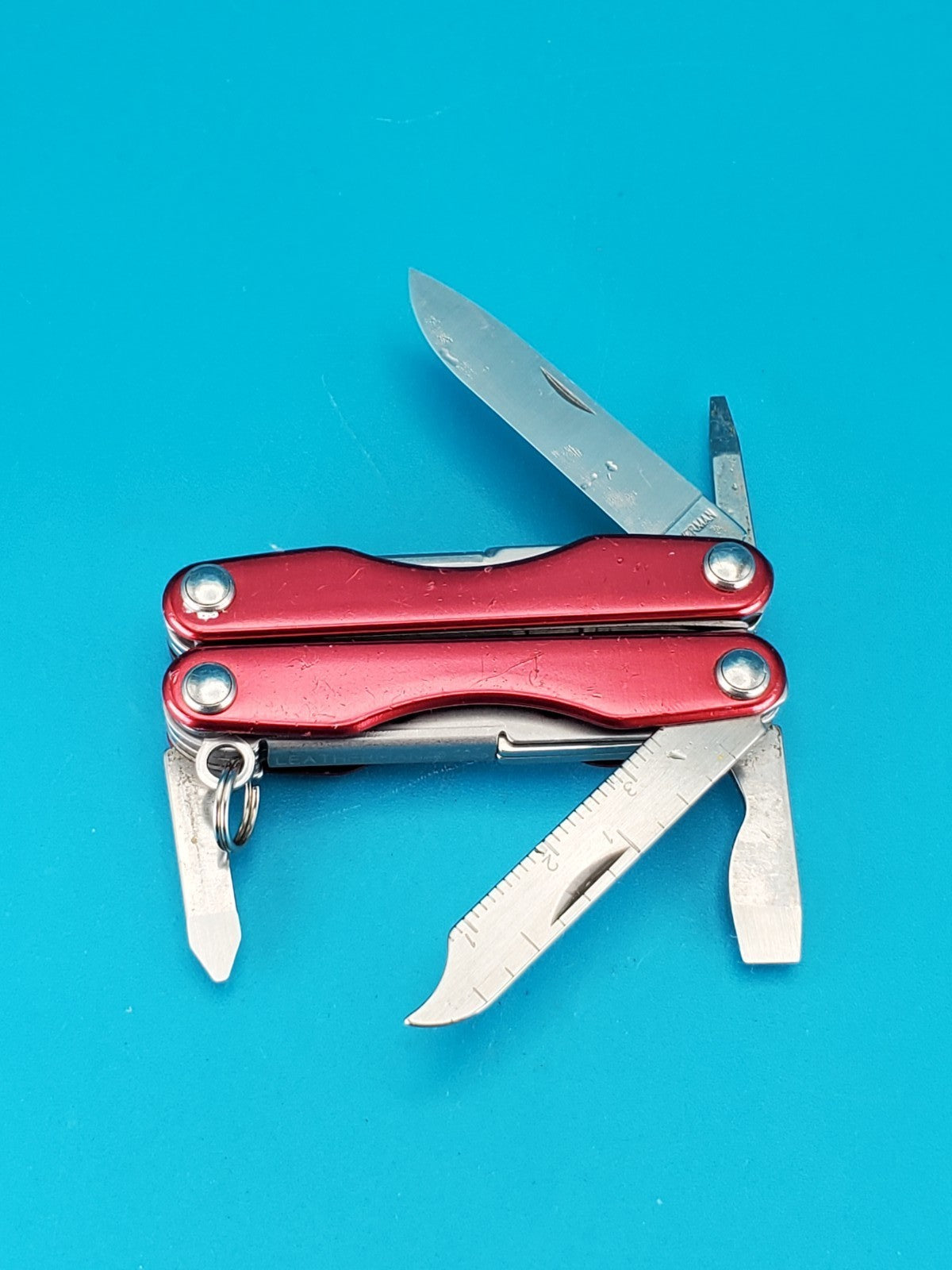 Leatherman Squirt S4 Multi-Tool, Key Ring, Retired, Red