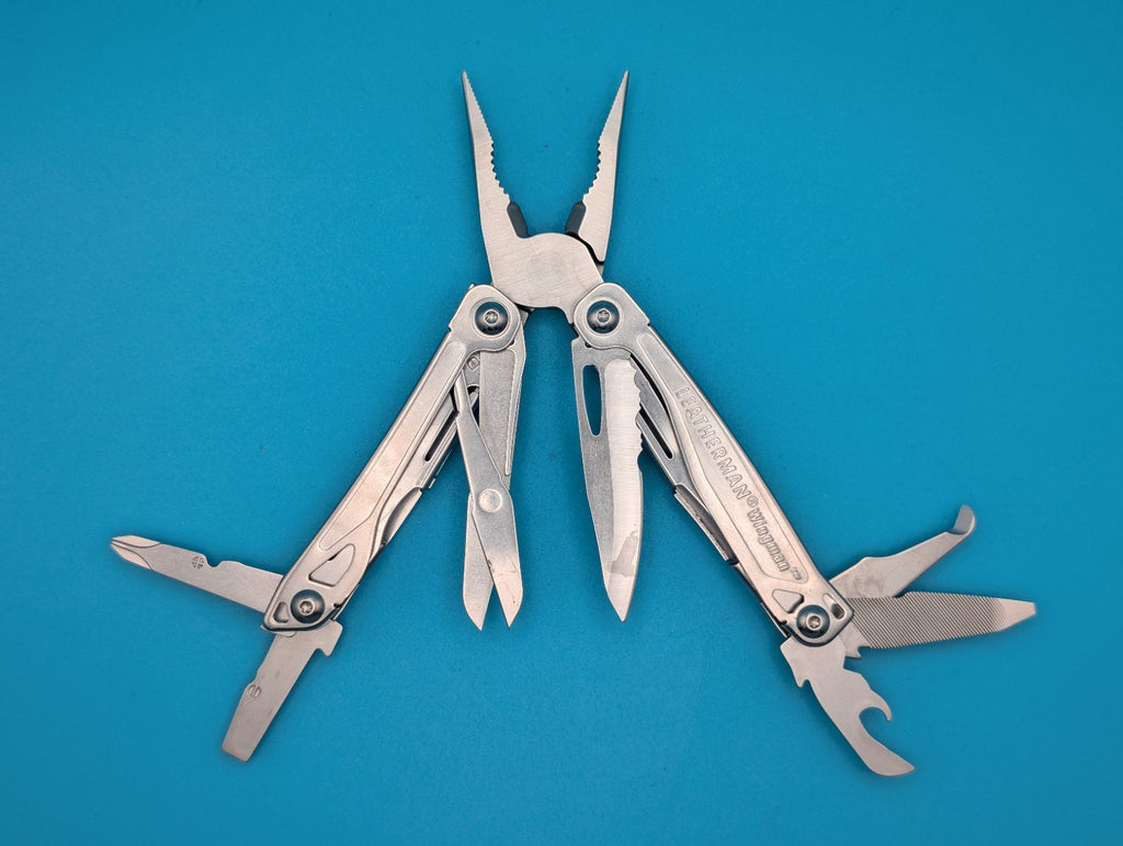 LEATHERMAN WINGMAN MULTI-TOOL! FAST SHIPPING!