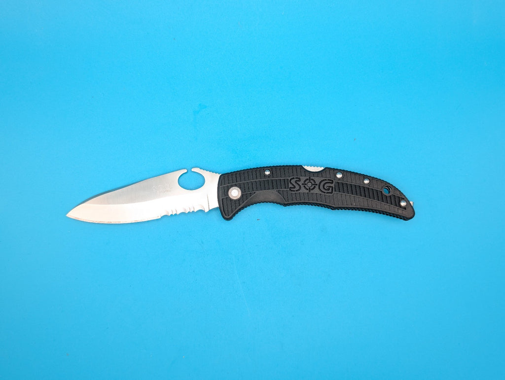 Sog Sogzilla Combo Edge Single Blade EDC Lockback Knife! Black!