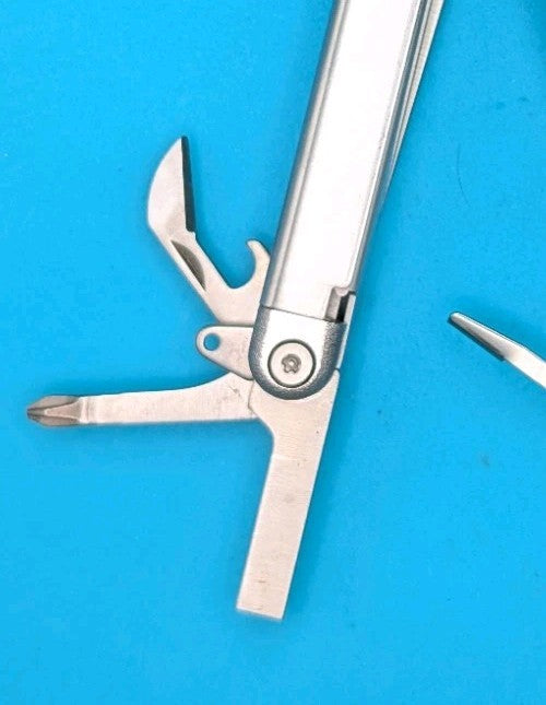 Leatherman Wave Original Vintage Retired, Dated 0300 (Mar, 2000) with Sheath