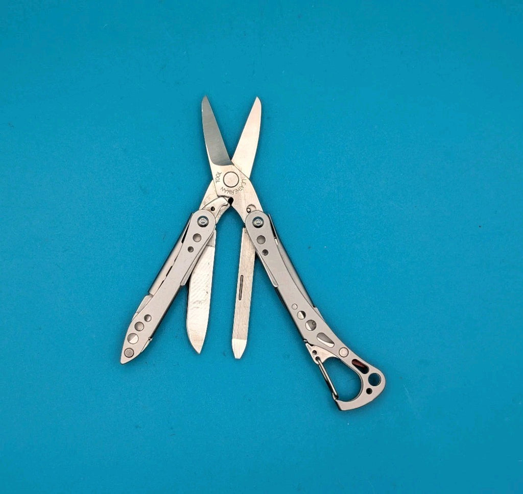 Leatherman Style CS Red Multi-Tool! FAST SHIPPING!