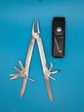 Leatherman PST 2 Multi Tool! 03/01 date stamp! Fast Shipping! With Sheath!