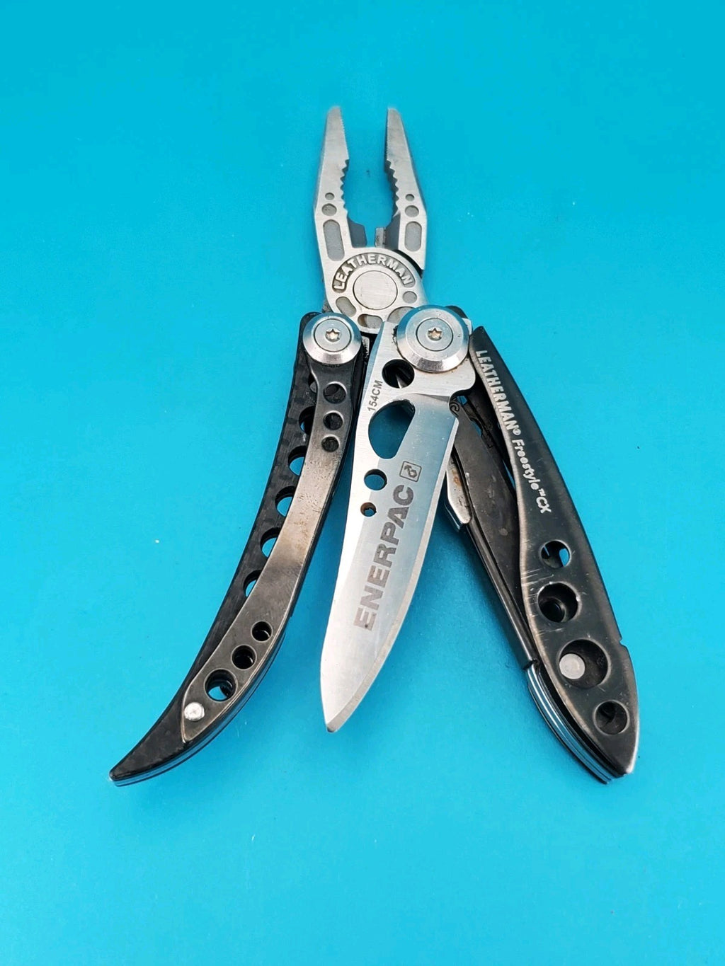 Leatherman Freestyle CX Multi-Tool - Discontinued - FAST SHIPPING!