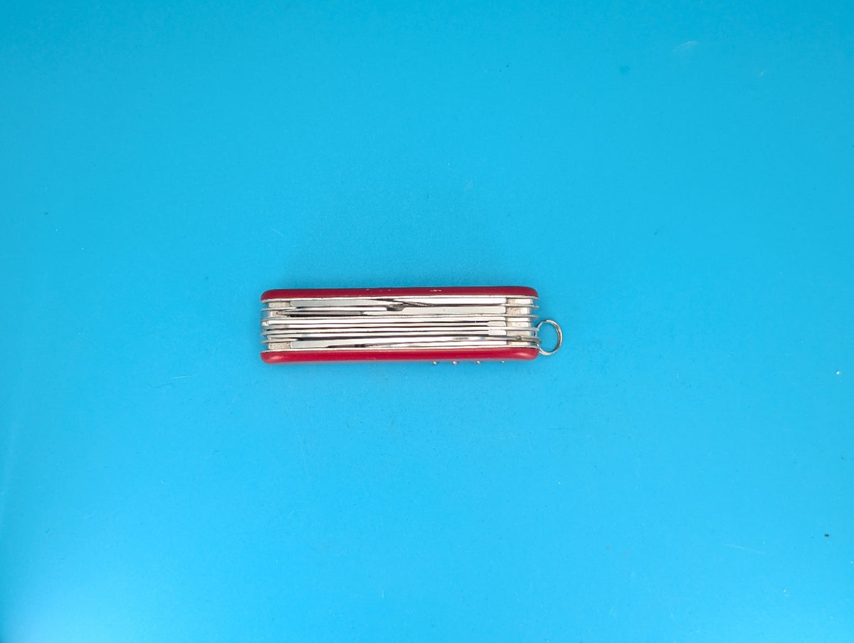 Victorinox Original Handyman Swiss Army Knife Multi Tool! With Fish Scaler! RARE