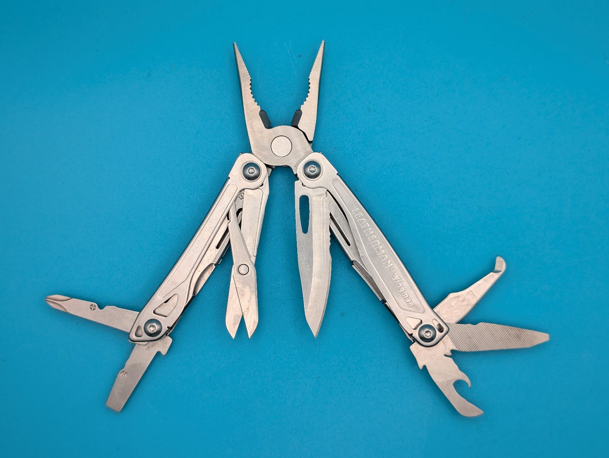 LEATHERMAN WINGMAN MULTI-TOOL! FAST SHIPPING!