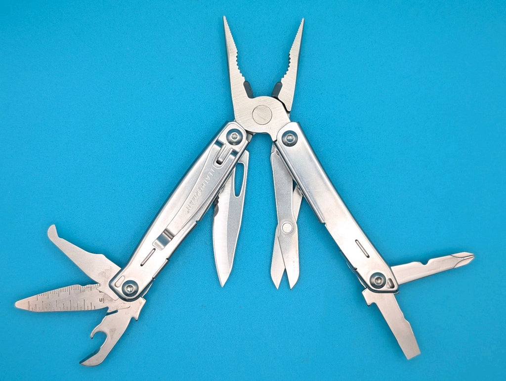 LEATHERMAN WINGMAN MULTI-TOOL! FAST SHIPPING!