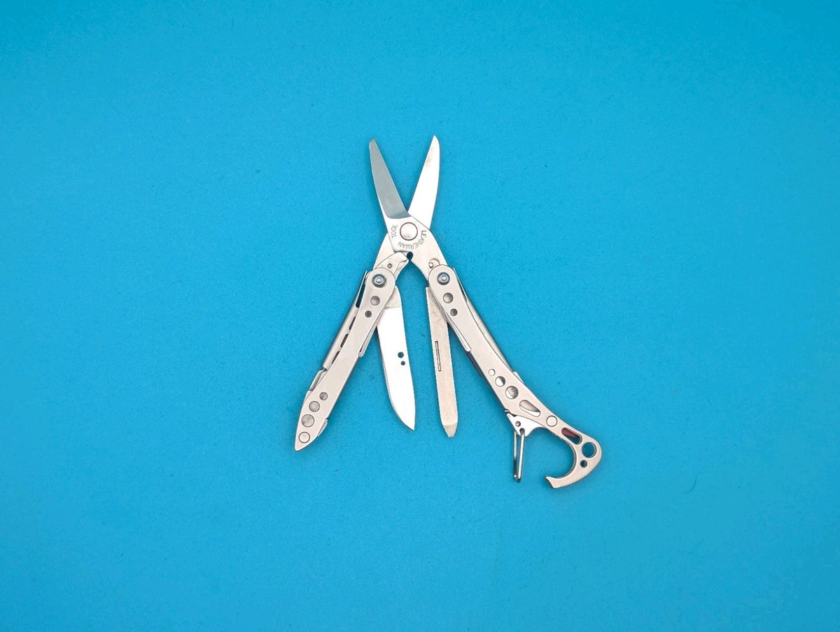 Leatherman Style CS Red Multi-Tool! FAST SHIPPING!