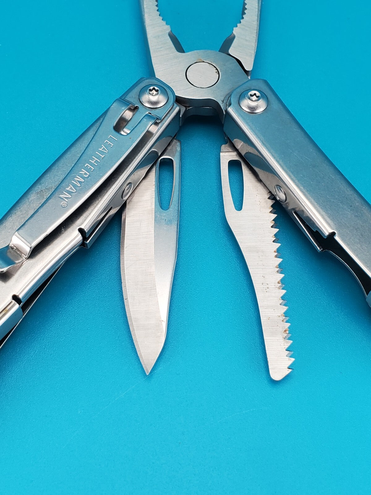Leatherman Sidekick Multi-Tool, Knife, Pliers, Saw, Stainless!