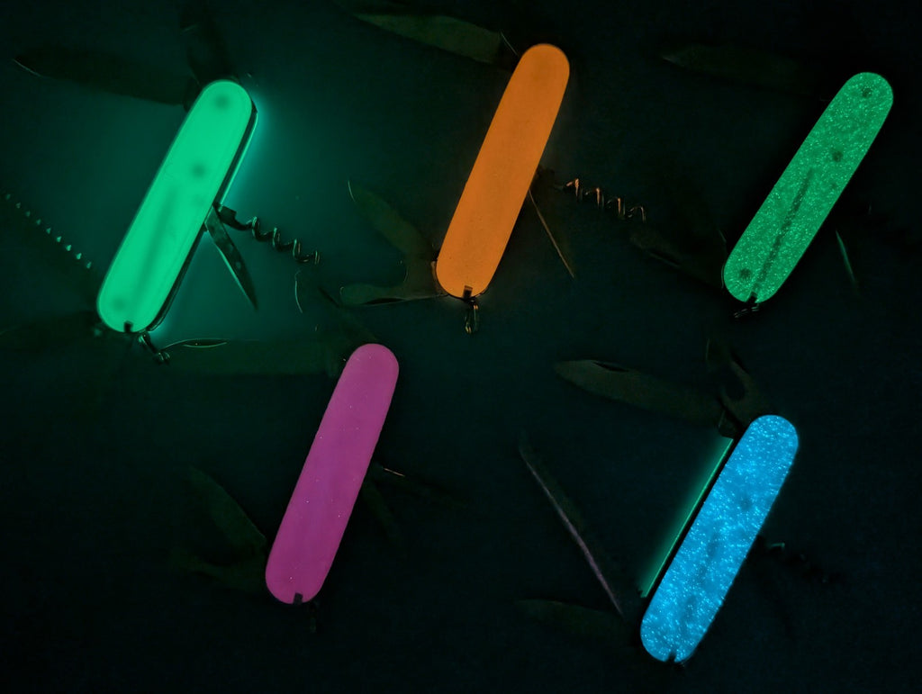 Custom Victorinox Glow in the Dark Swiss Army Knife Multi Tool! LOT OF 5!