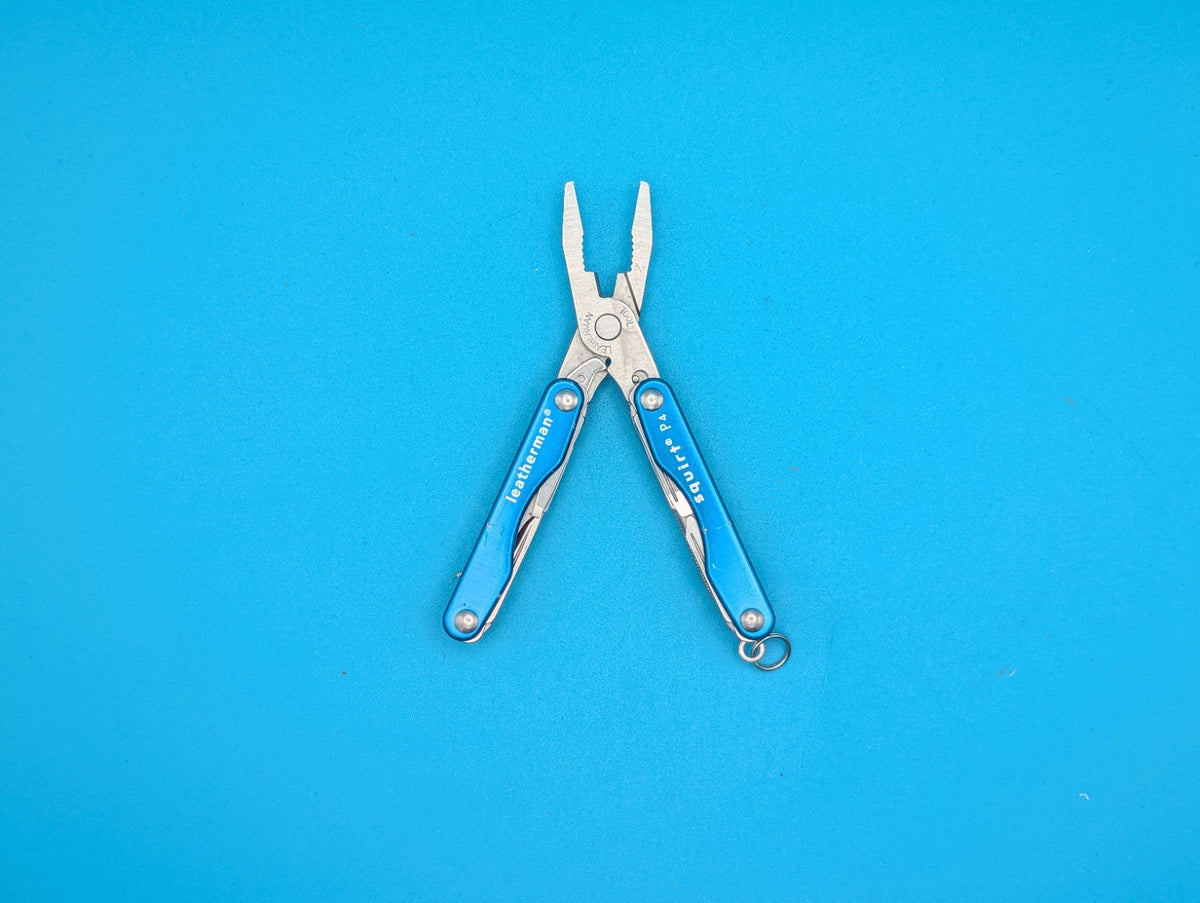 Leatherman Squirt P4 Multi-Tool, Key Ring, Retired, BLUE!