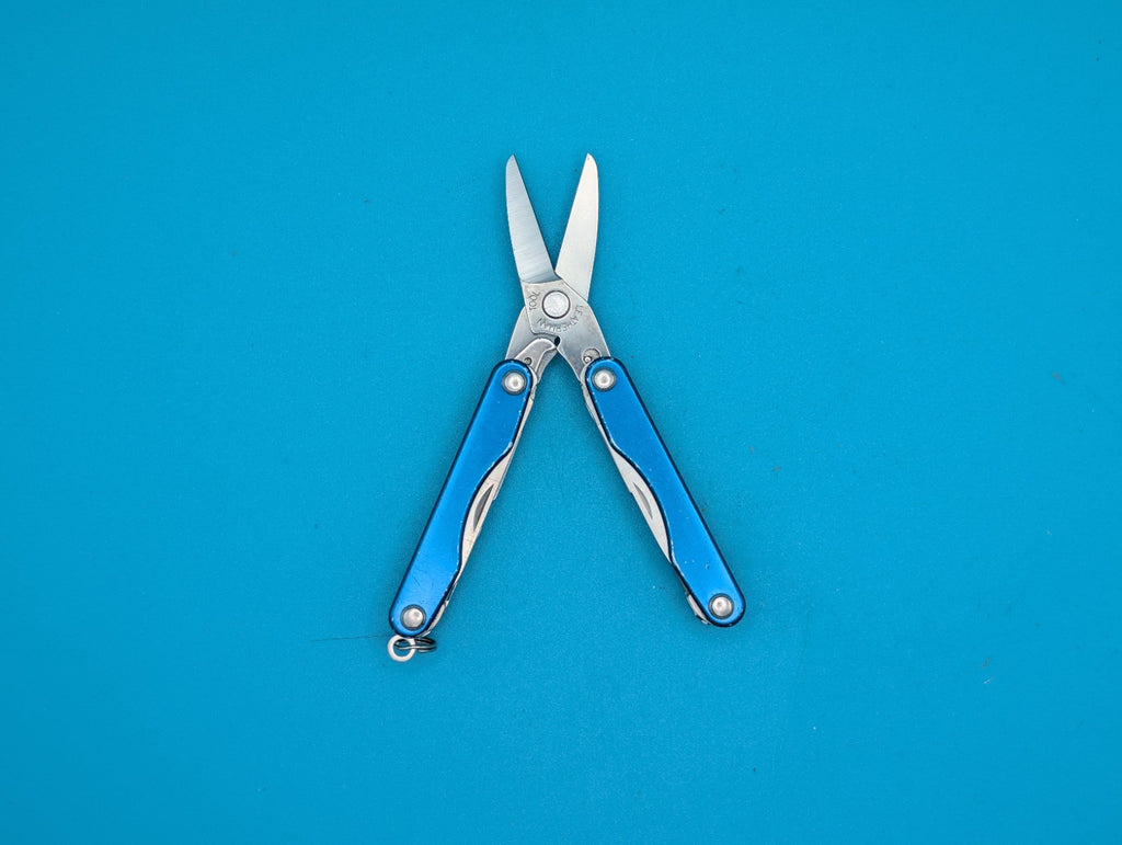 Leatherman Squirt S4 Multi-Tool, Key Ring, Retired, Blue