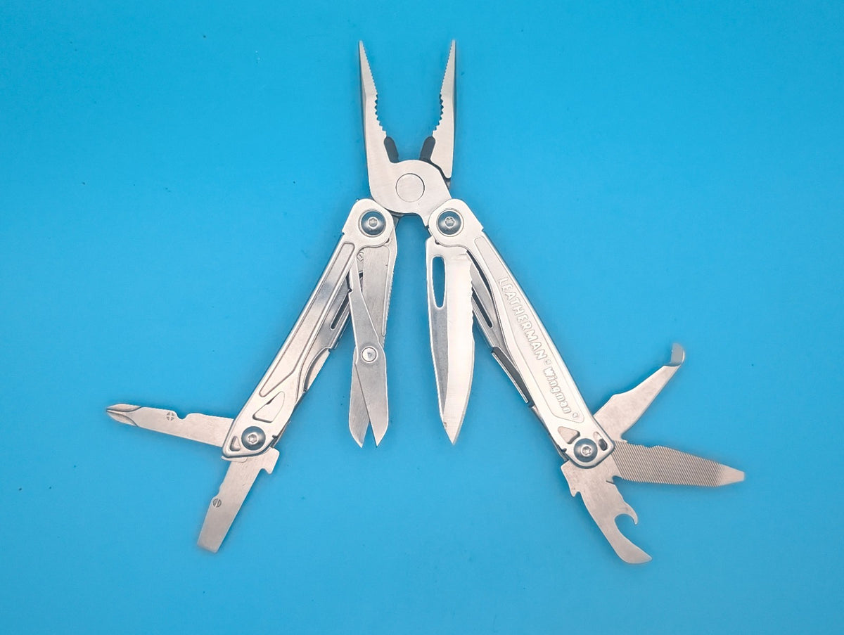 LEATHERMAN WINGMAN MULTI-TOOL! WITH SHEATH! FREE SHIPPING!