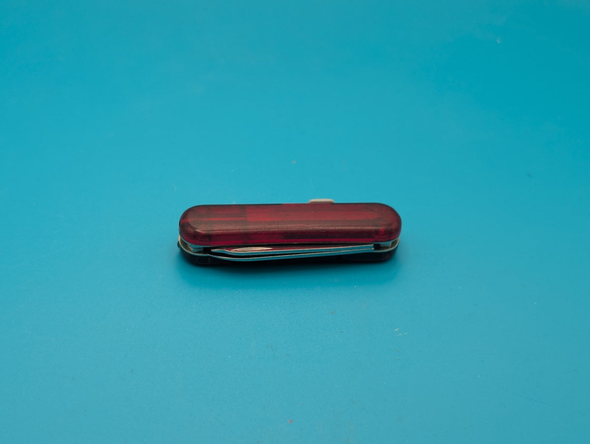 Victorinox Signature Lite Red Swiss Army Knife! 58mm, Red BRIGHT LED!