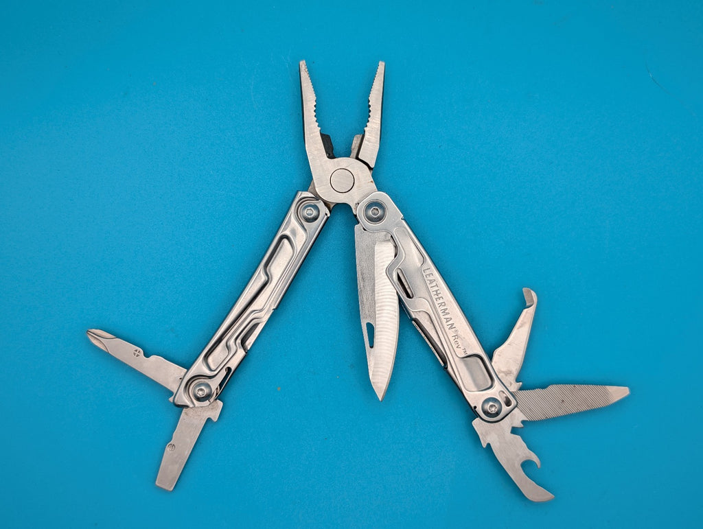Leatherman Rev 3.8" Multi-Tool, Stainless!
