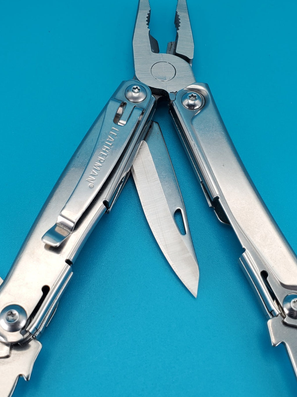 Leatherman Rev 3.8" Multi-Tool, Stainless!
