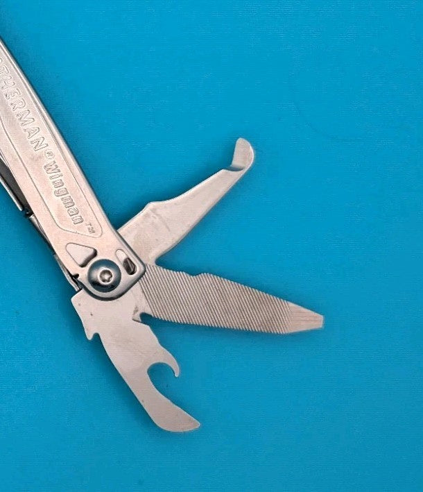 LEATHERMAN WINGMAN MULTI-TOOL! FAST SHIPPING!