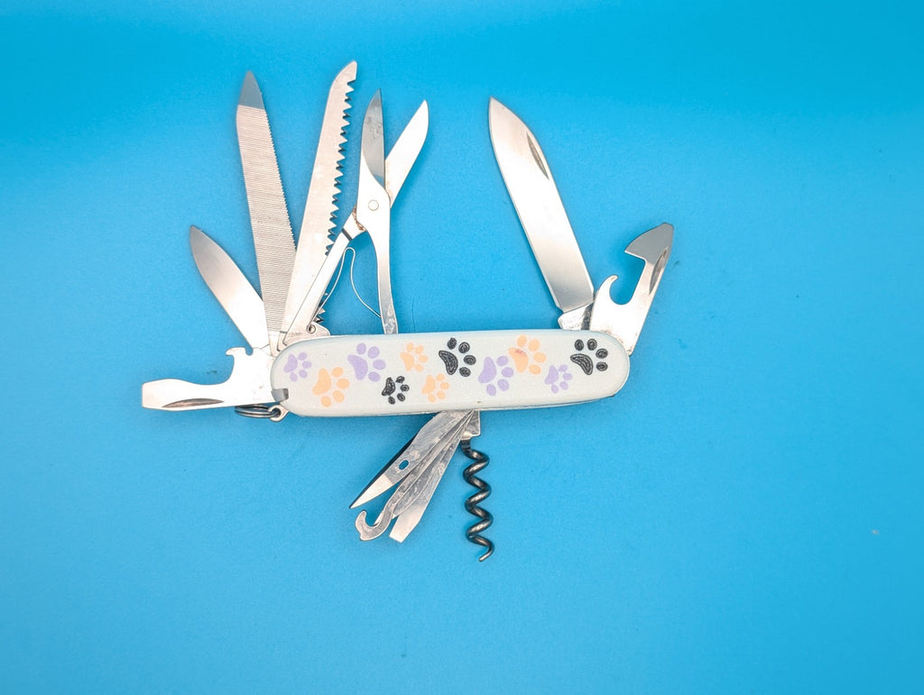 Victorinox Ranger Swiss Army Knife Multi-Tool! PAW PRINT SCALES!