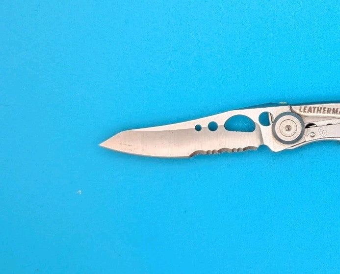 Leatherman Skeletool KBX Pocket Knife w/ Bottle Opener, SILVER!
