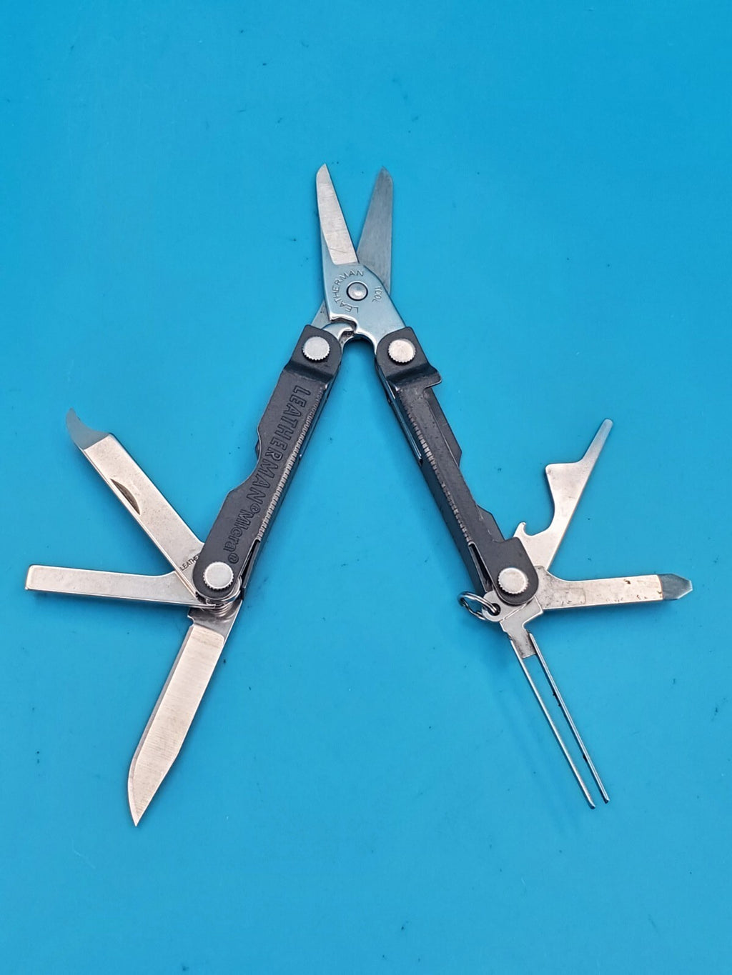 Leatherman Micra Multi-Tool, Knife, Scissors, Key Ring, Gray!