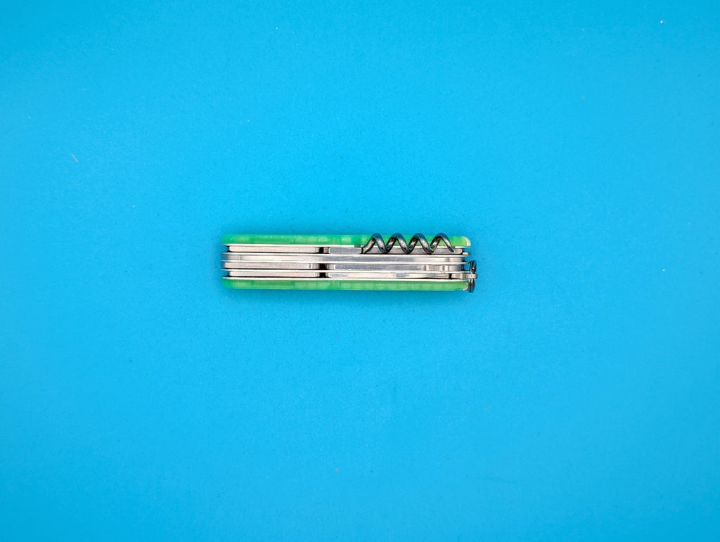 Victorinox Huntsman Firefly Green Glow in the Dark Swiss Army Knife Multi Tool!