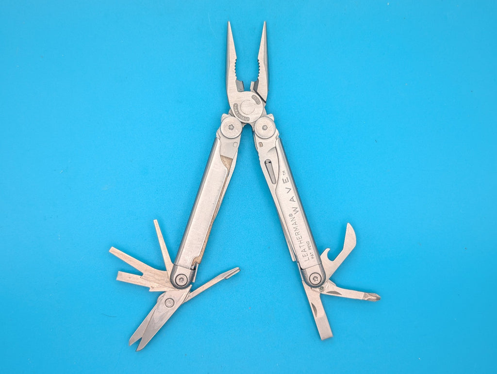 Vintage Leatherman Wave Original Multi Tool! , Dated 03/02 (MAR, 2002)