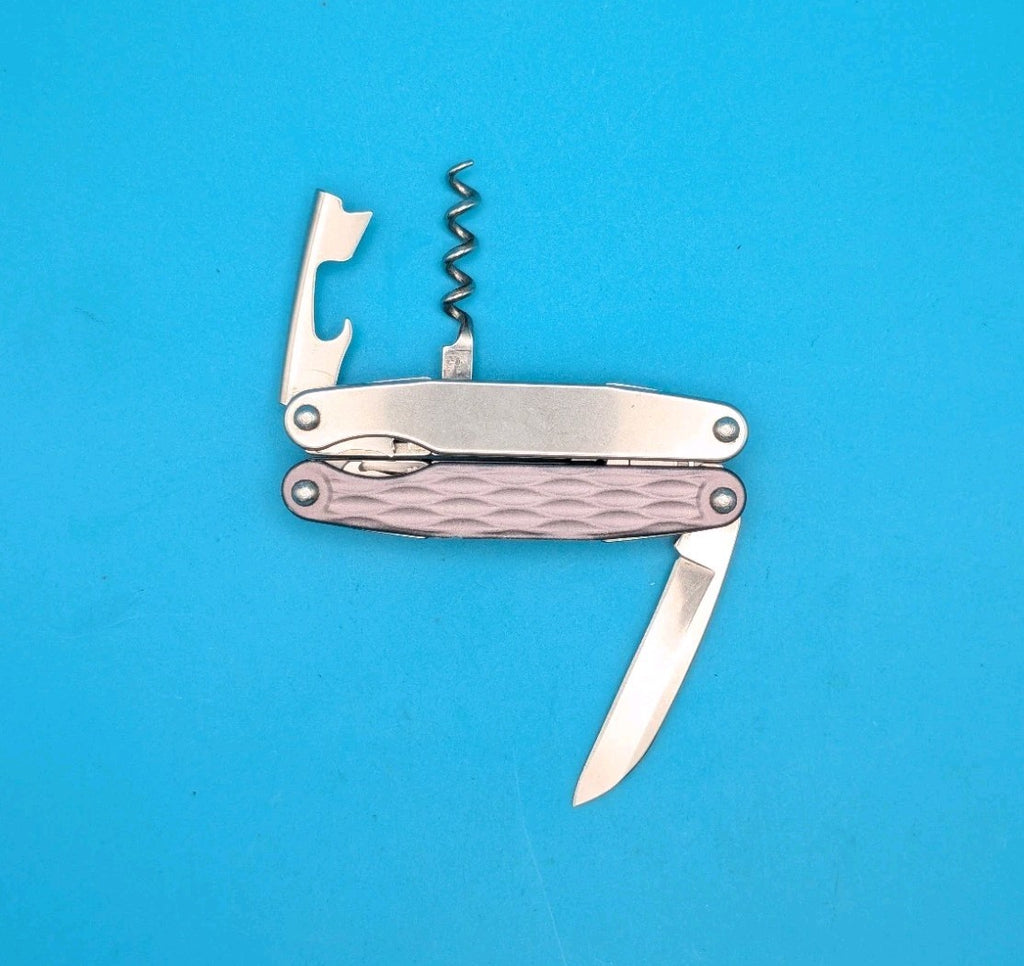 Leatherman Juice C2 Granite Gray Multi Tool! RETIRED!