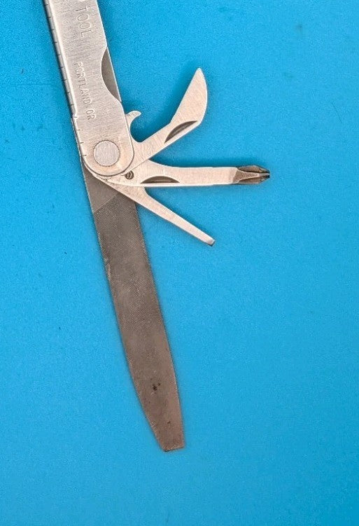 Leatherman PST Multi Tool! 08/02 date stamp! Fast Shipping!