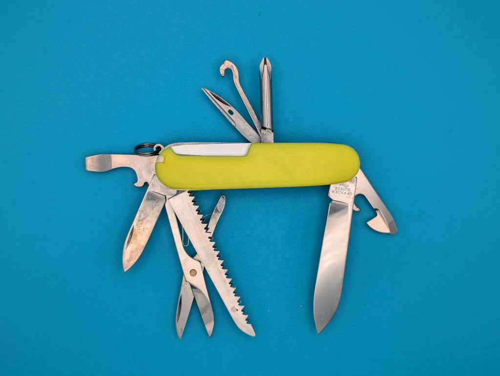 CUSTOM VICTORINOX FIELDMASTER GLOW IN THE DARK BLUE & YELLOW SWISS ARMY KNIFE!