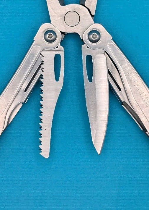 Leatherman Sidekick Multi-Tool, Knife, Pliers, Saw, Stainless!