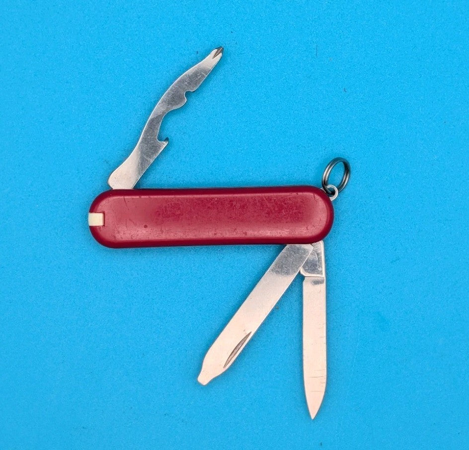 Victorinox Rally Red Swiss Army Knife Multi Tool!