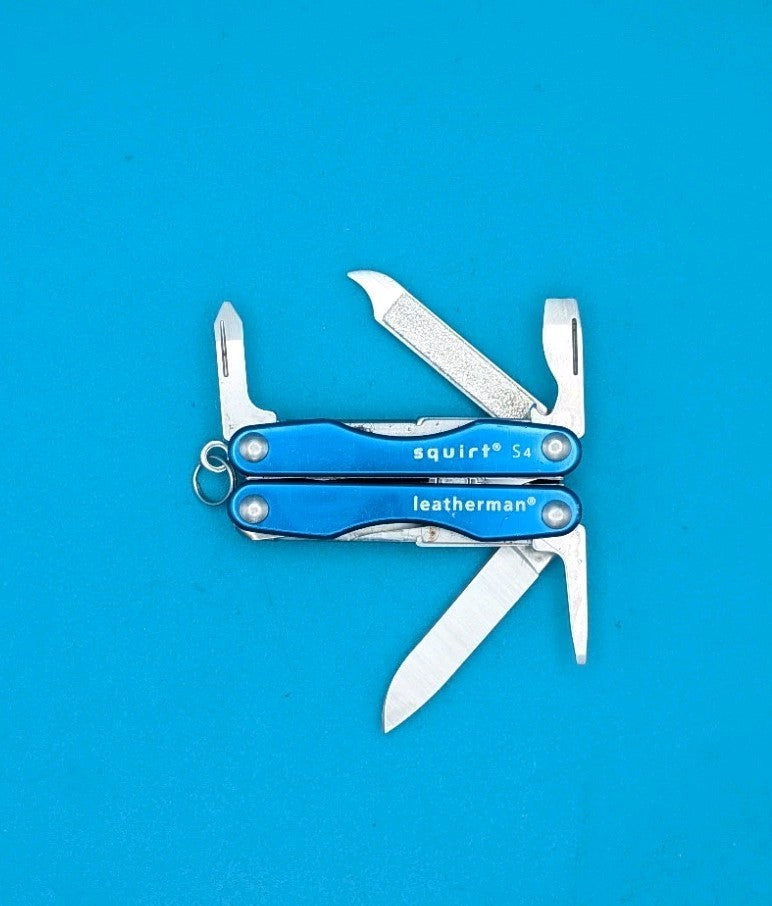 Leatherman Squirt S4 Multi-Tool, Key Ring, Retired, BLUE!