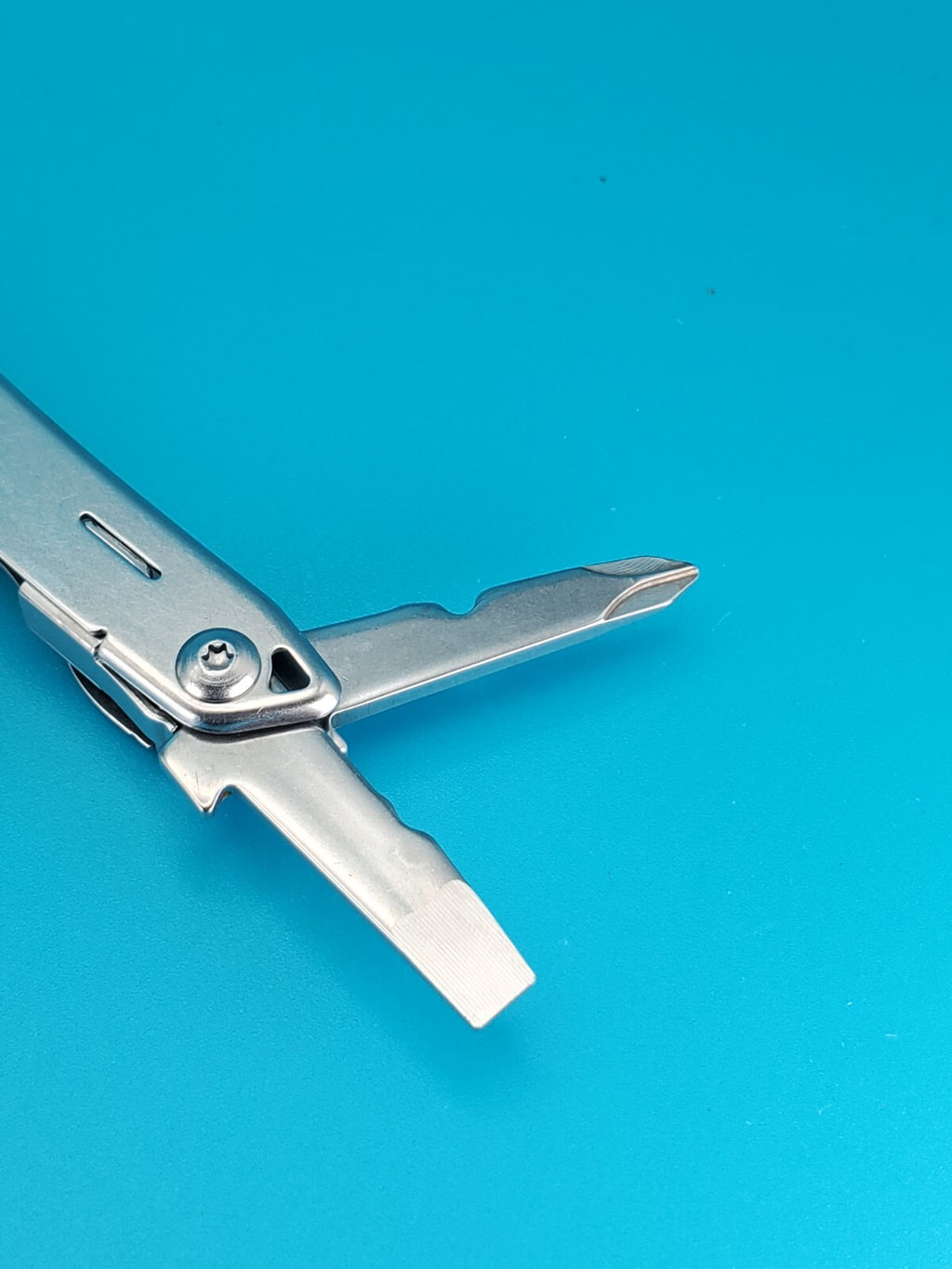Leatherman Sidekick Multi-Tool, Knife, Pliers, Saw, Stainless!