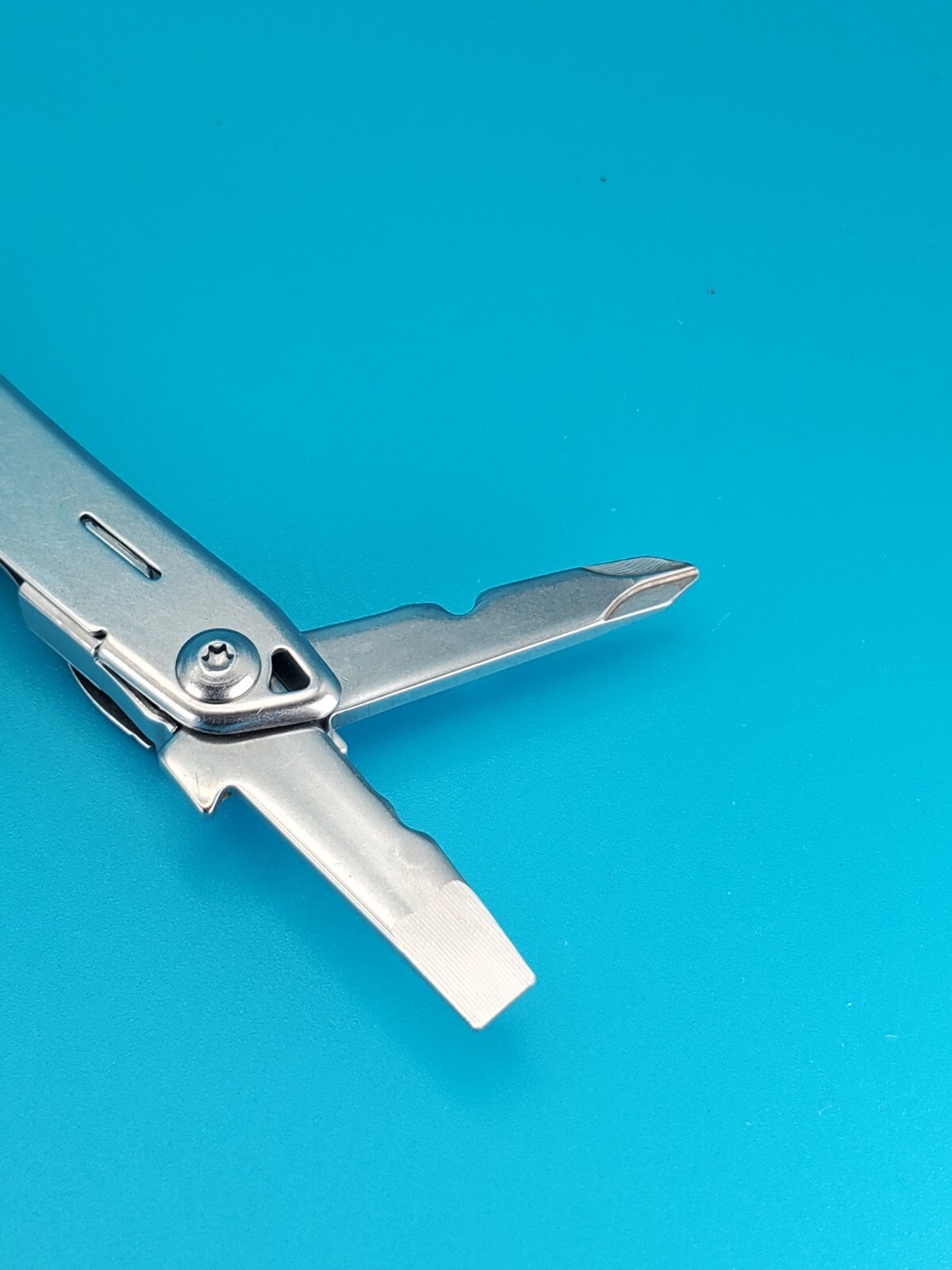 Leatherman Sidekick Multi-Tool, Knife, Pliers, Saw, Stainless!