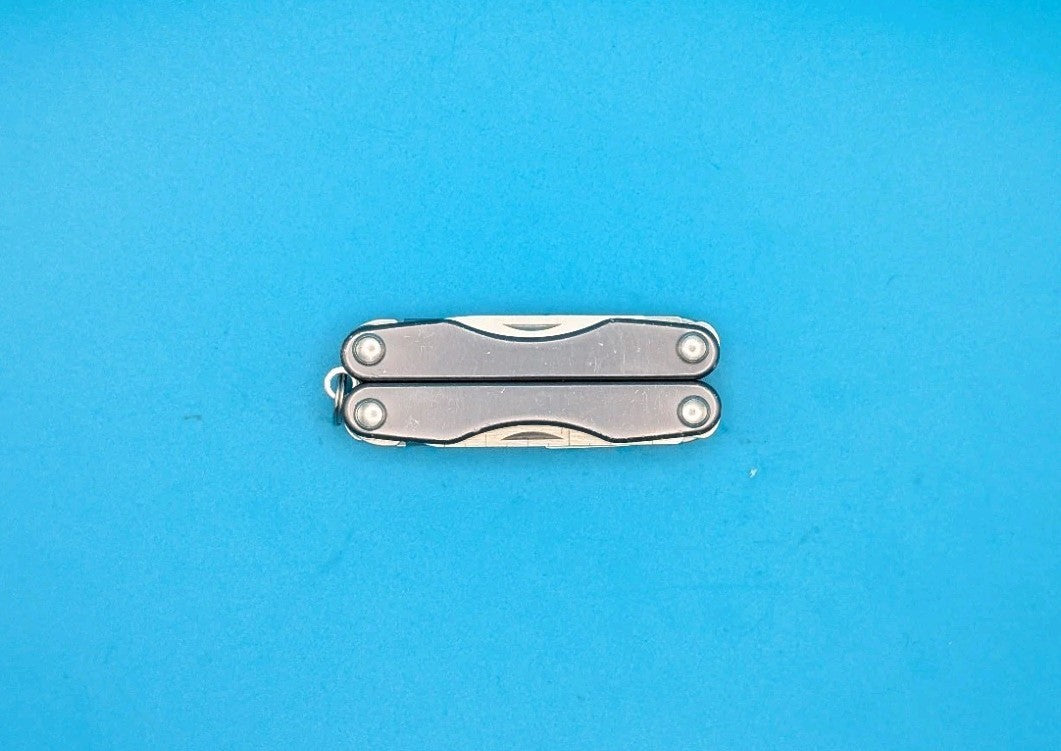 Leatherman Squirt S4 Multi-Tool, Key Ring, Retired, GRAY!