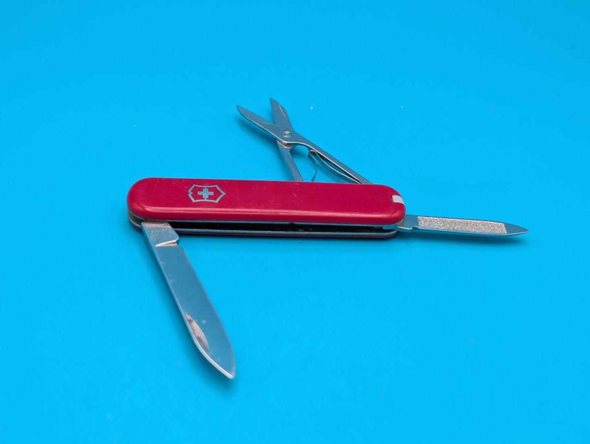 Victorinox Ambassador 74mm Swiss Army Knife Multi Tool!