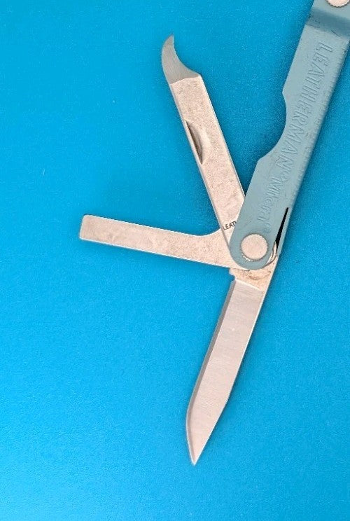 Leatherman Micra Multi-Tool, Knife, Scissors, Key Ring, Artic Blue!