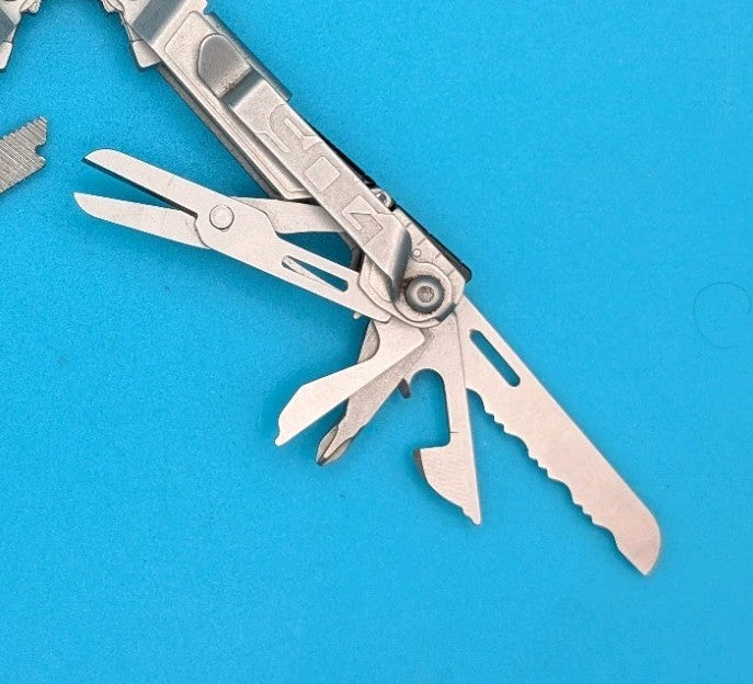 SOG PowerPint Tool Compact Lightweight Silver Multi-Tool!