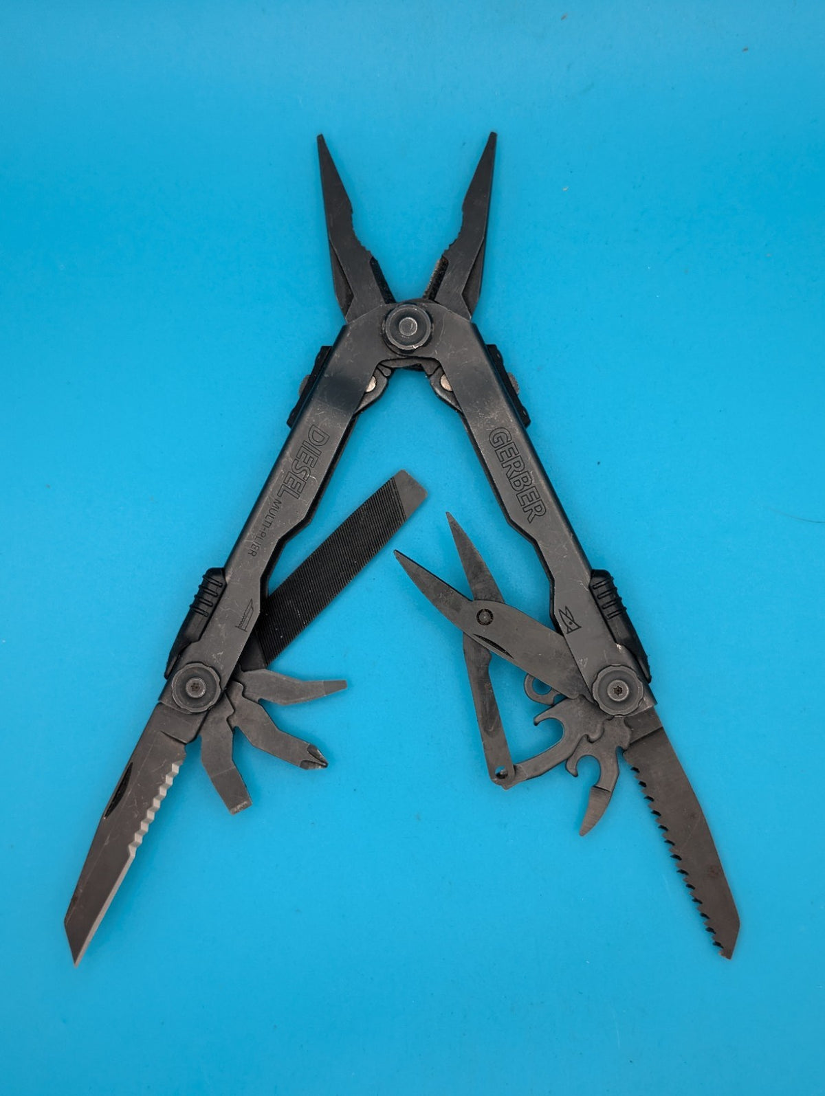 Gerber Diesel Multi Plier Multi-Tool! BLACK! WITH SHEATH!
