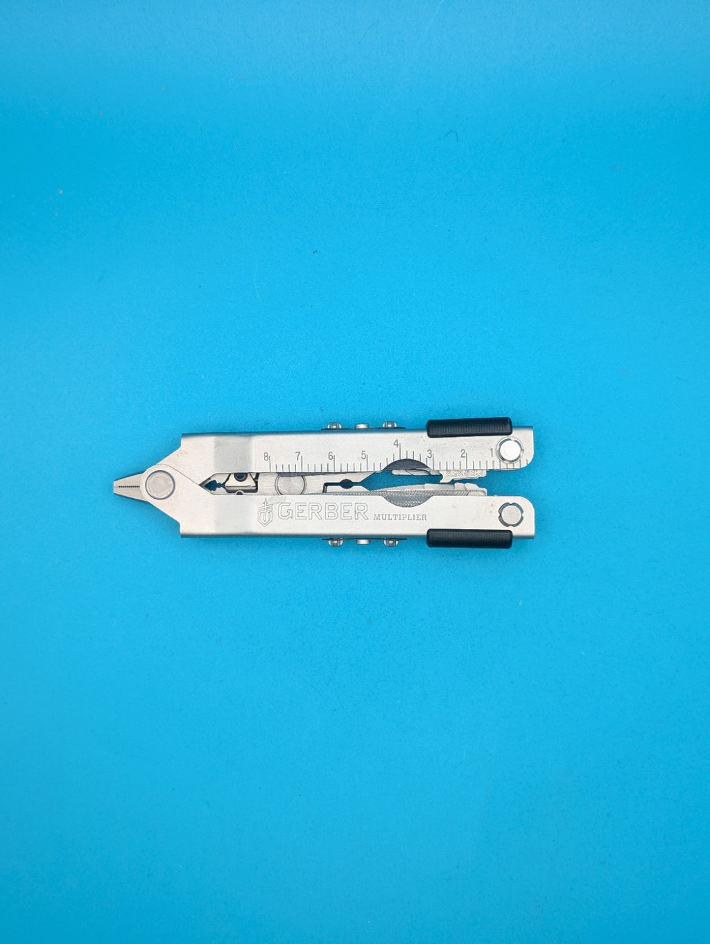 Gerber MP600 Multi-Tool Needle Nose Pliers!
