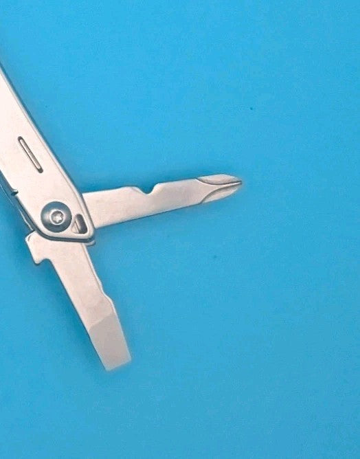 LEATHERMAN WINGMAN MULTI-TOOL! WITH SHEATH! FREE SHIPPING!