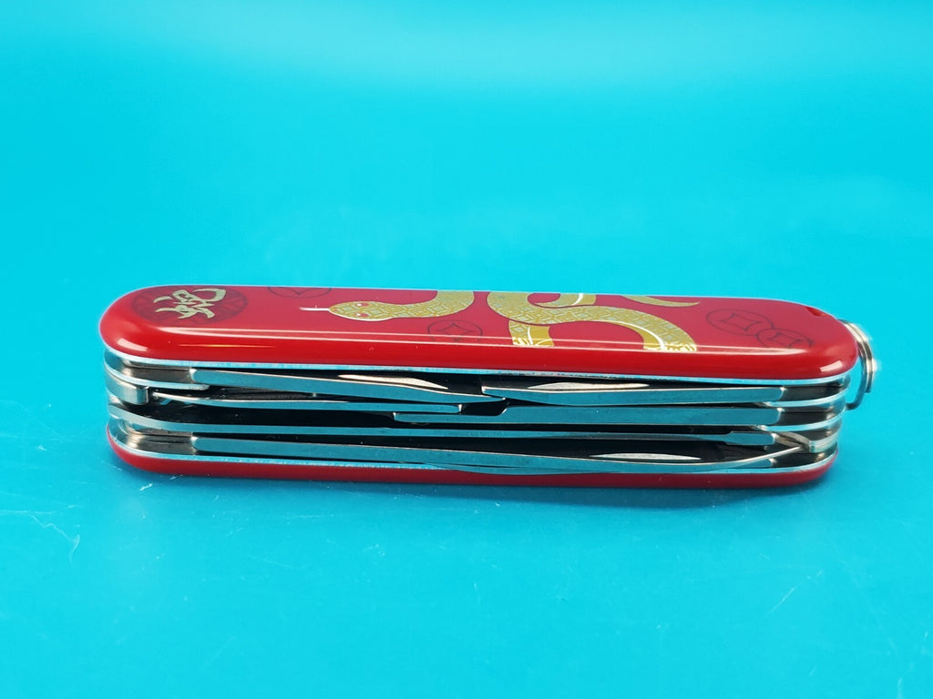 Victorinox Huntsman Swiss Army Knife! 2025 Chinese Zodiac Snake! 1/6000