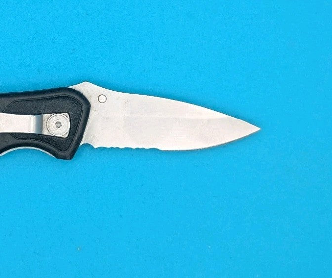 Leatherman C301 Combo Edge Liner Lock Folding Pocket Knife!