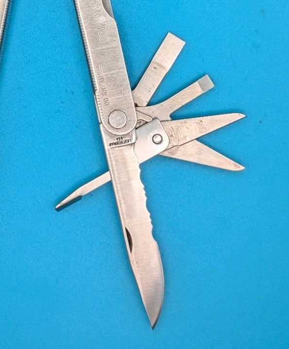 Leatherman PST 2 Multi Tool! 05/98 date stamp! Fast Shipping!