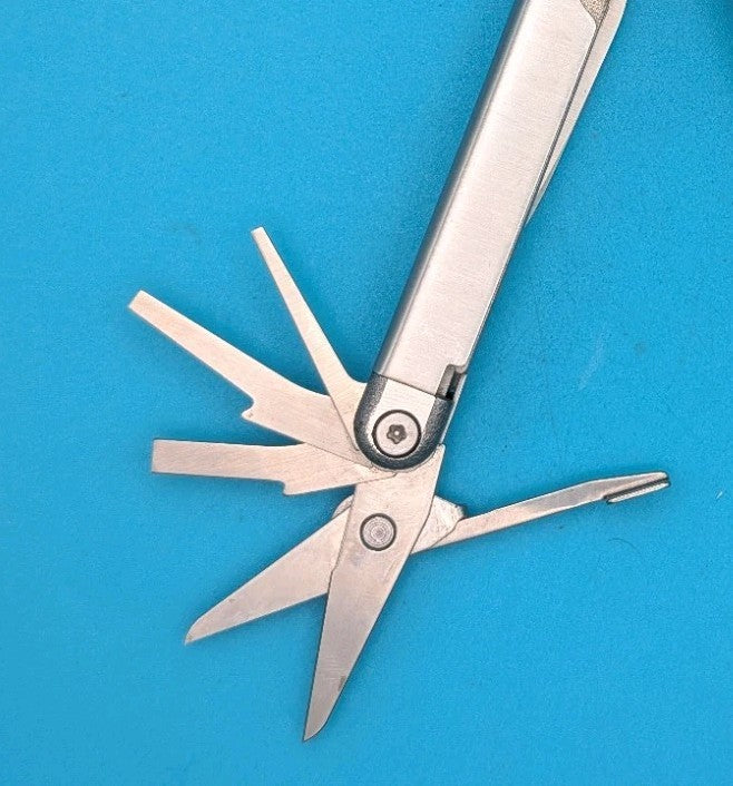 Leatherman Wave Original Vintage Retired, Dated 0799 (JULY, 1999)