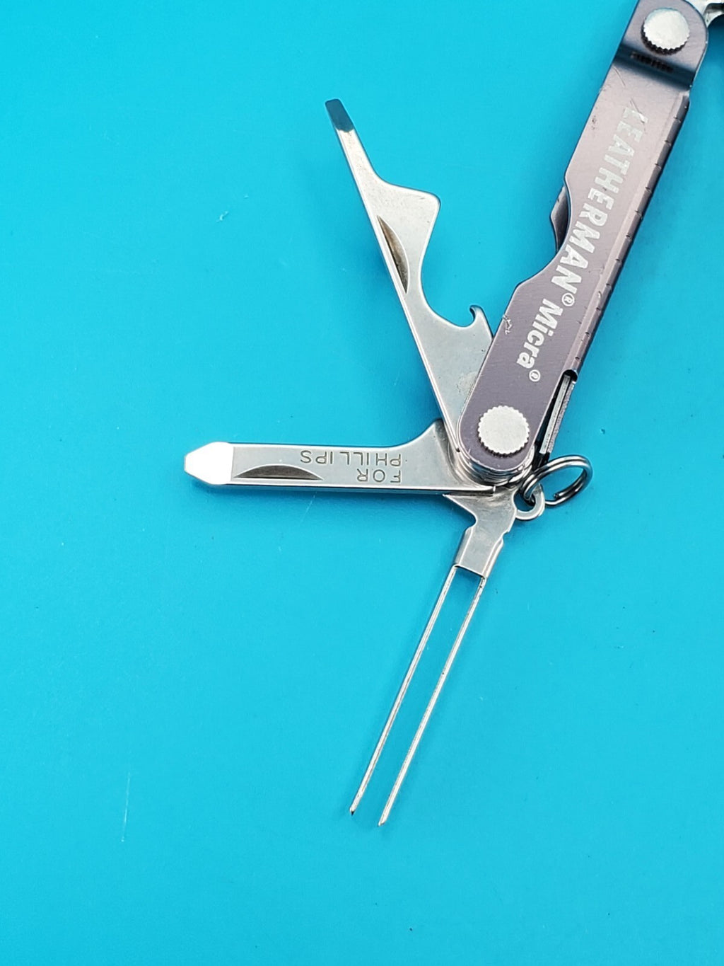 Leatherman Micra Multi-Tool, Knife, Scissors, Key Ring, Gray!