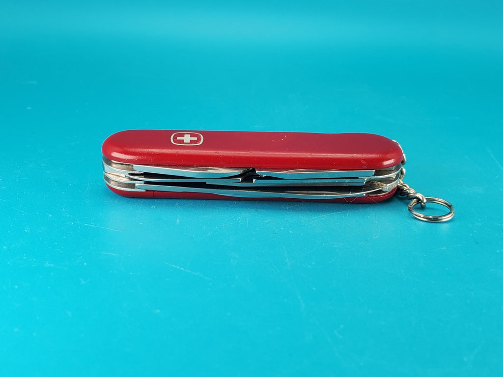 Wenger Traveler Red Swiss Army Knife Multi Tool!