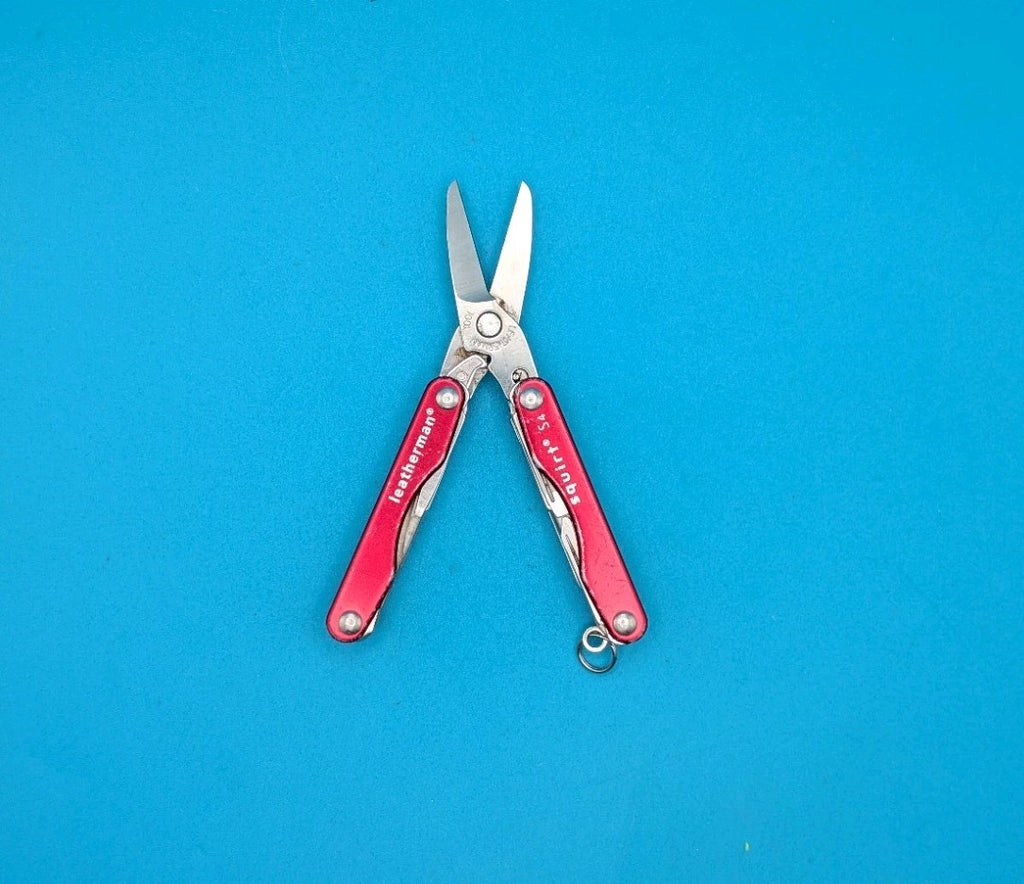 Leatherman Squirt S4 Multi-Tool, Key Ring, Retired, RED!