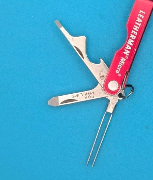 Leatherman Micra Multi-Tool, Knife, Scissors, Key Ring, Red! *GULF UNITED TECH*