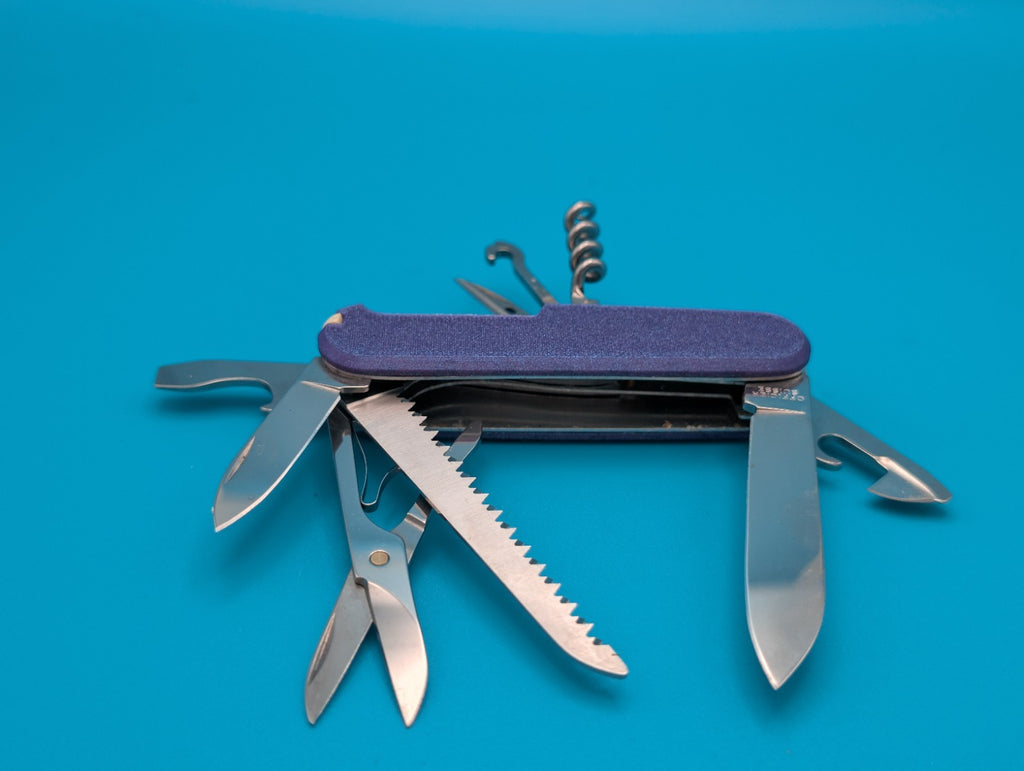 Custom Victorinox Huntsman Swiss Army Knife Multi Tool!