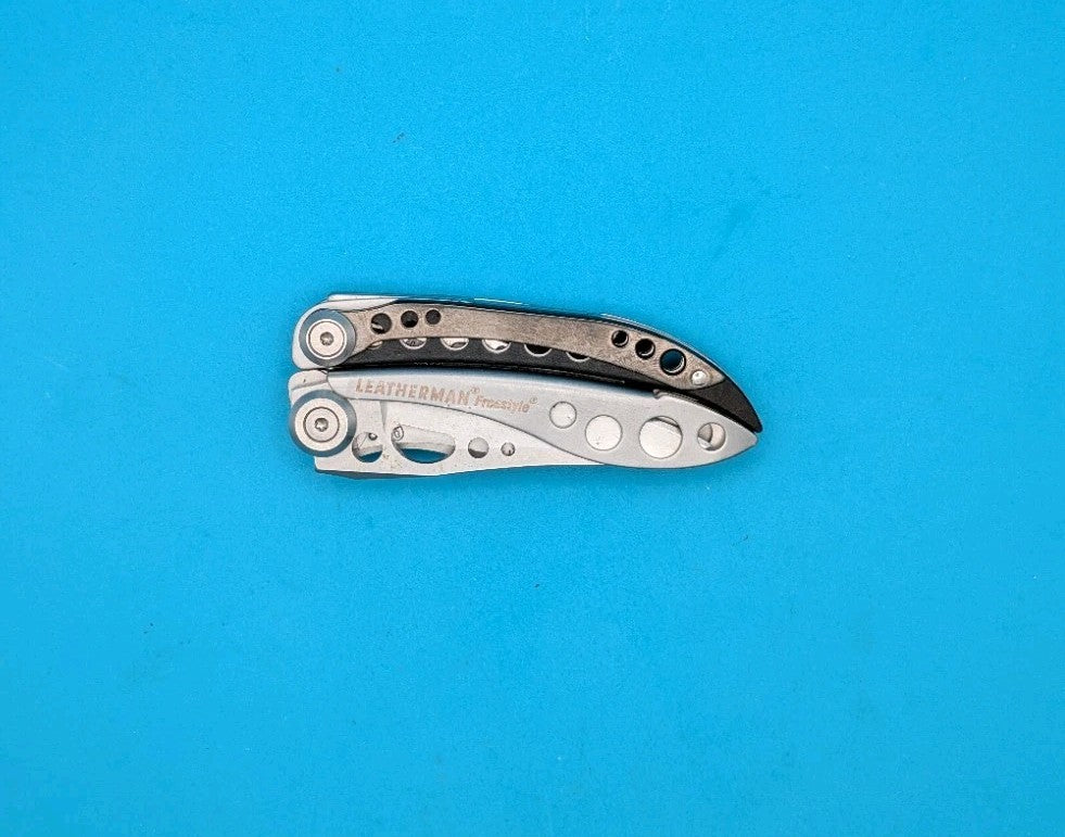 Leatherman Freestyle Multi-Tool - Discontinued - FAST SHIPPING!